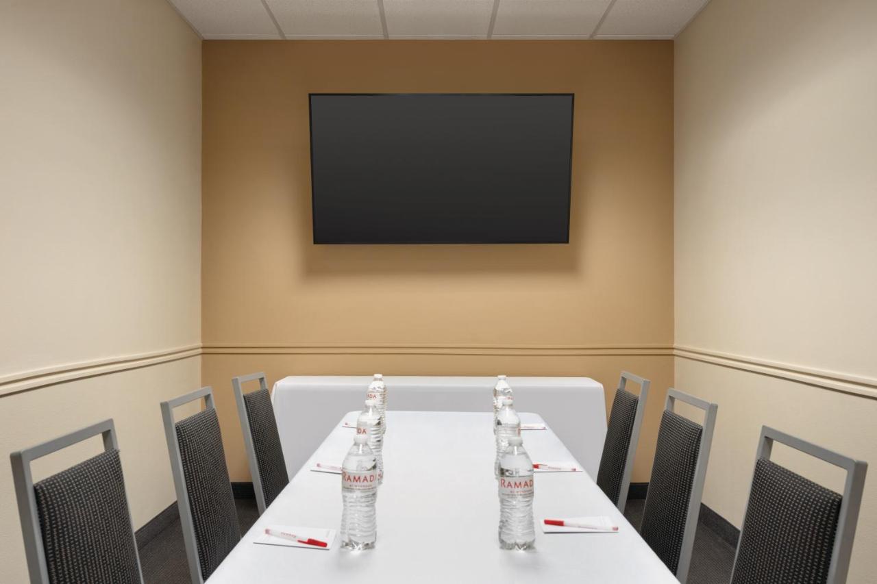 Bakken Airport Xwa Hotel & Studios ウィリストン エクステリア 写真