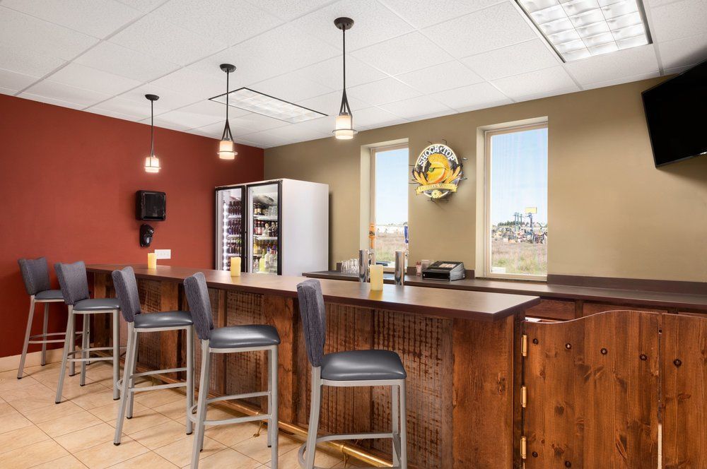 Bakken Airport Xwa Hotel & Studios ウィリストン エクステリア 写真